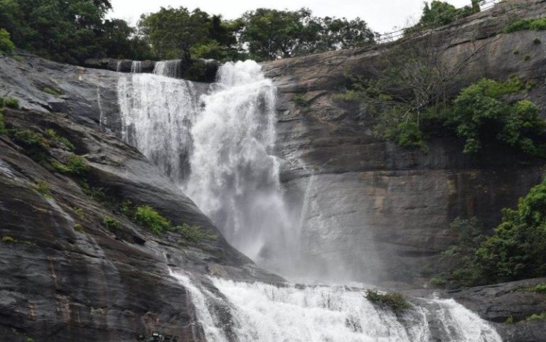 Coimbatore to Courtallam Waterfalls Tour Package (3 Days)